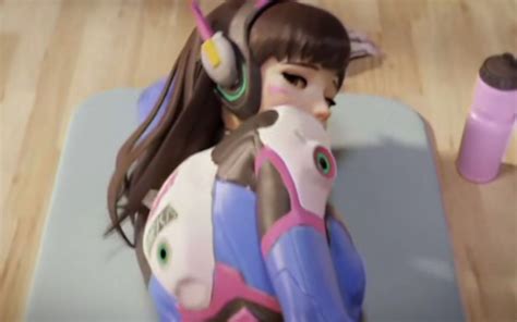 d.va shows a little too much|D.Va got a little bit too close. : r/Overwatch